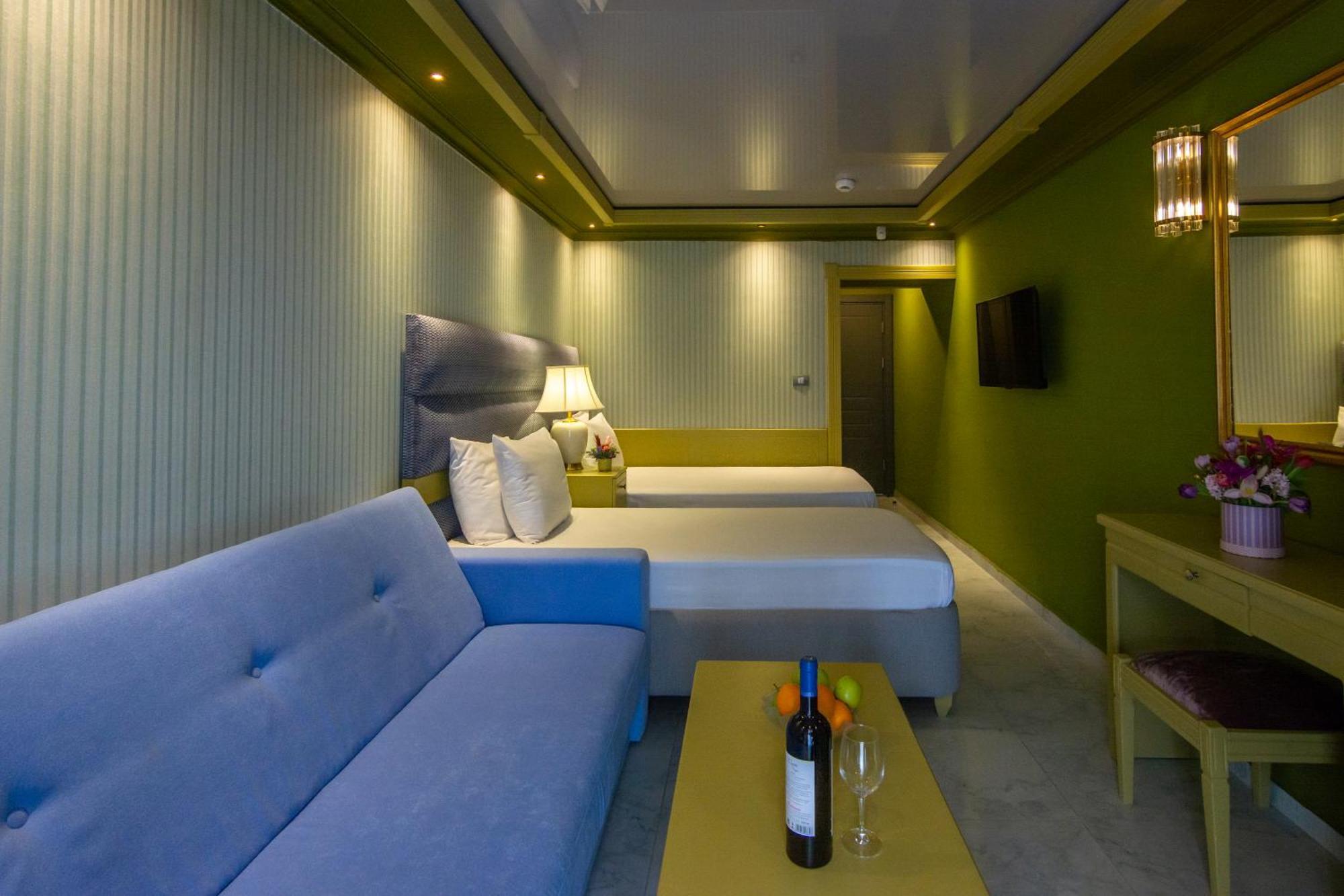 Hotel Craiova By Phoenicia Blue View Olimp Dış mekan fotoğraf